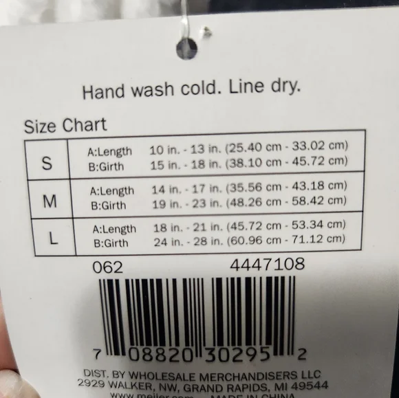 NWT. Size large pet costume. Panda. - Picture 4 of 4